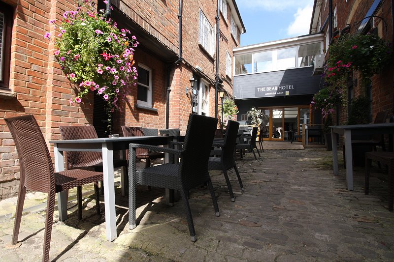 The Bear Hotel, Bar & Restaurant Wantage, Oxfordshire