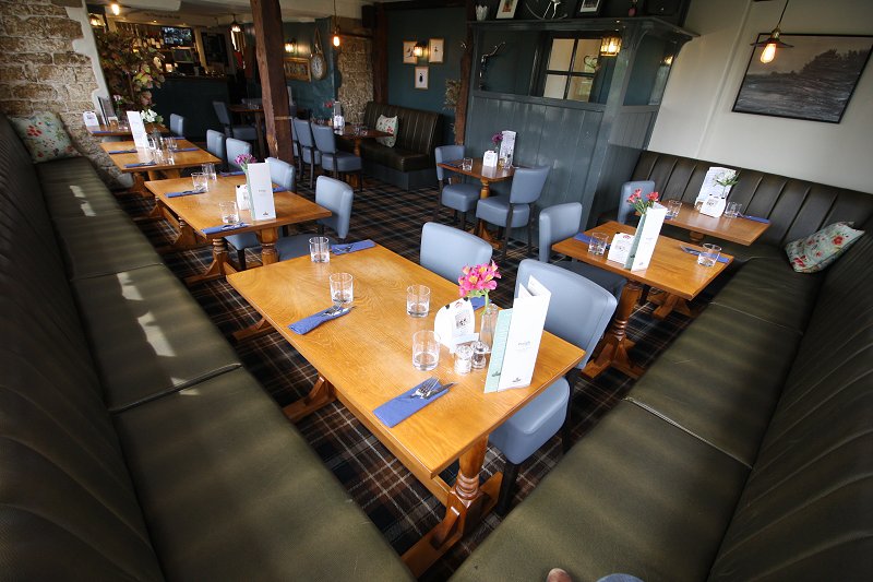 EAT Swindon Eating Out, Restaurants & Takeaway in Swindon