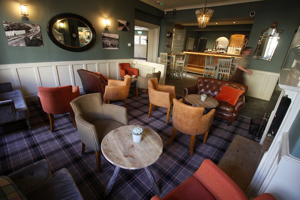 The Lansdowne, Calne, hotel, restaurant, bar & function rooms in Calne