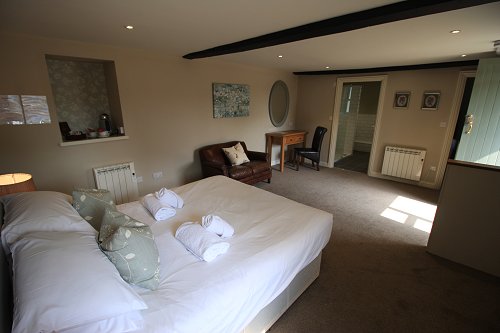 Lechlade Accommodation/Bed/Breakfast/Swindon | Riverside Pub, Lechlade ...