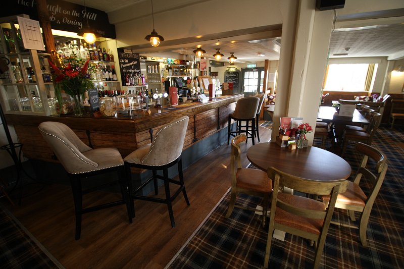 PloughontheHill, Swindon pub food/Sundaylunch/pub garden, Jn15 M4