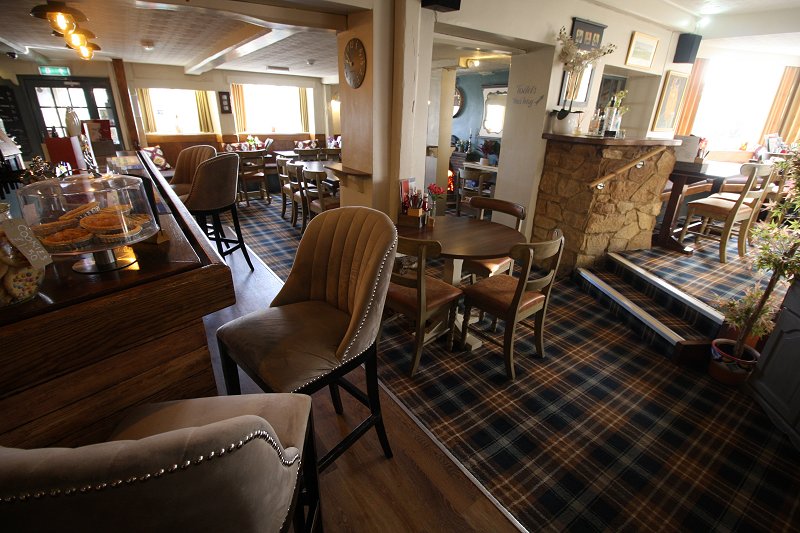 Plough-on-the-Hill, Swindon pub food/Sunday-lunch/pub garden, Jn15 M4